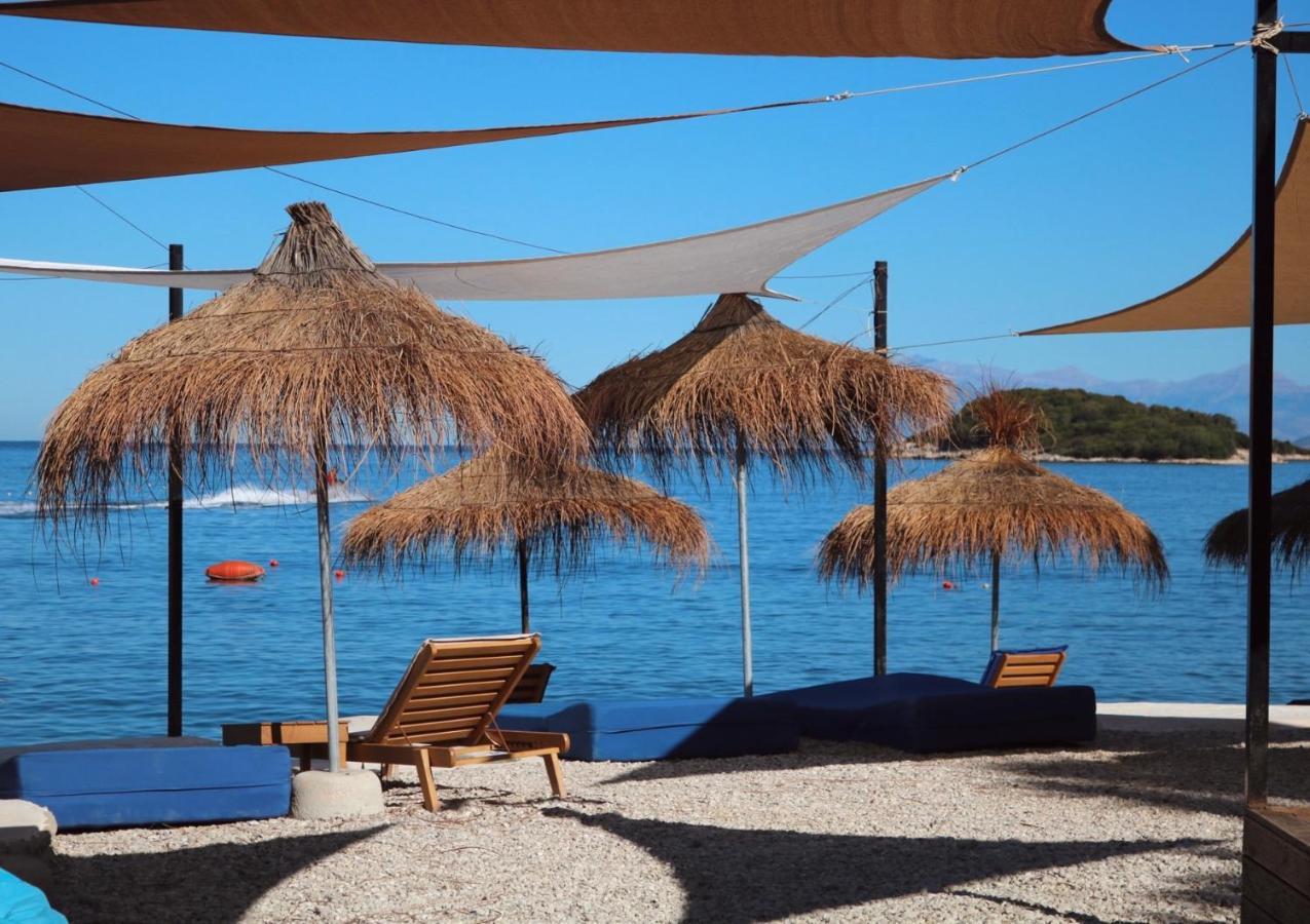 Manta Hotel Ксаміл Екстер'єр фото